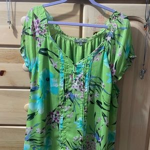 ROZ&ALI women's green blouse with cute, floral detailing. Semi-sheer material.